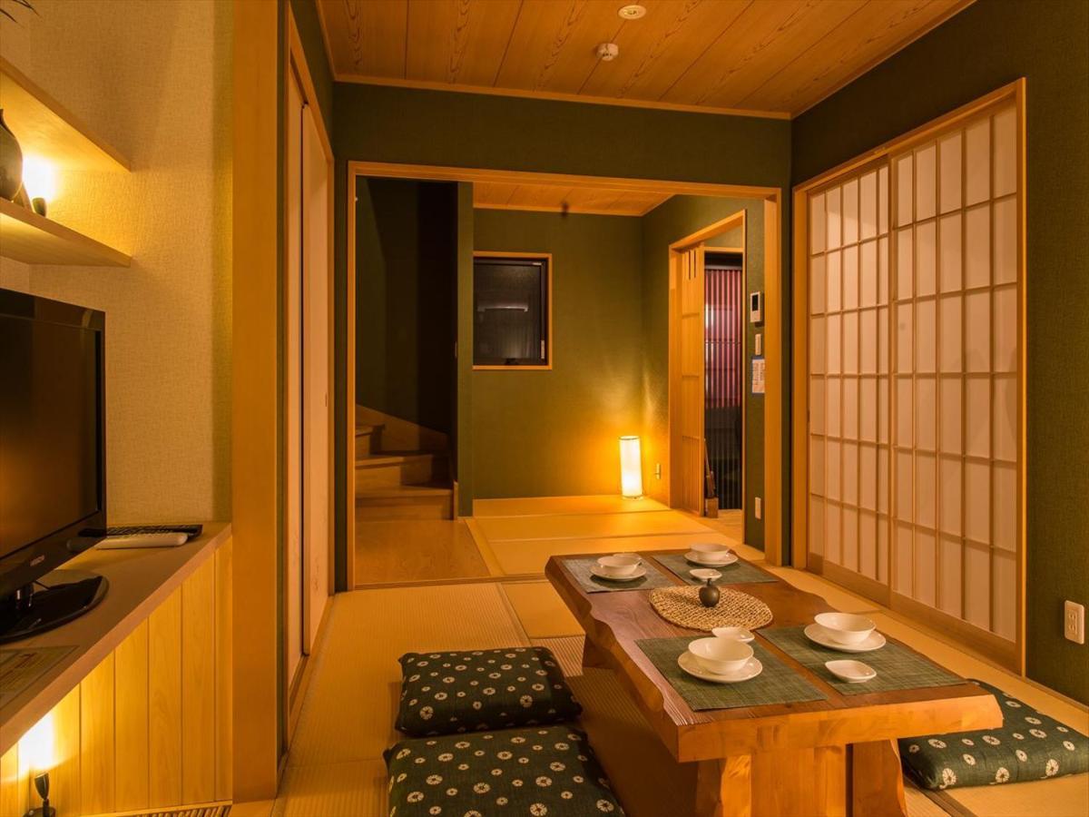 Yadoya Karasumain Villa Tokio Buitenkant foto
